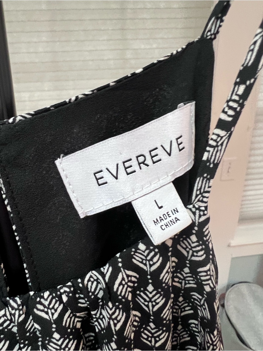 Evereve Black and White Printed Halter Dress Size L - Picture 2 of 8